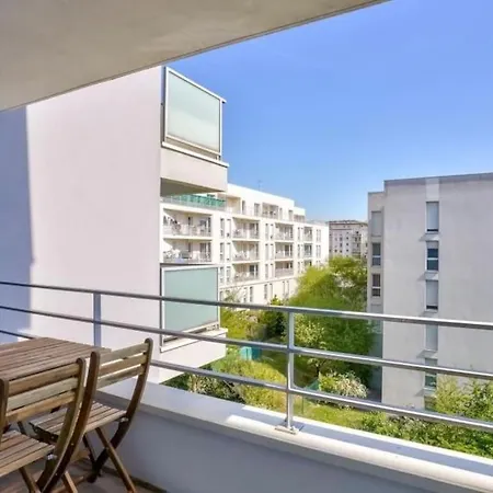 Charmant Appartement 4 Pieces Avec Loggia Cergy Exterior foto